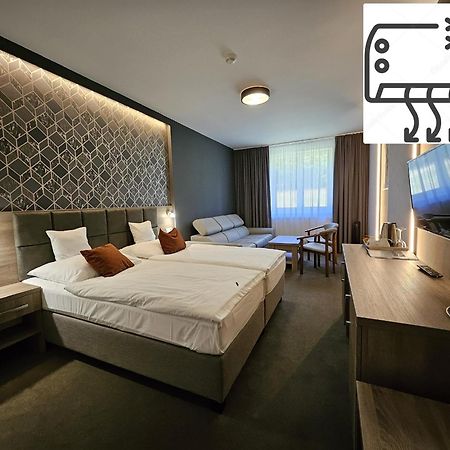 Hotel Slavia Svidnik Spa & Restaurant Extérieur photo