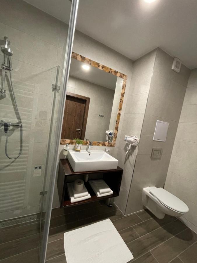 Hotel Slavia Svidnik Spa & Restaurant Extérieur photo