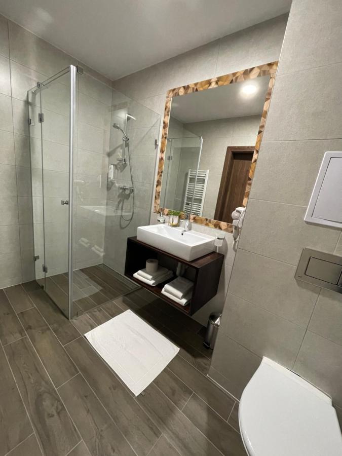 Hotel Slavia Svidnik Spa & Restaurant Extérieur photo