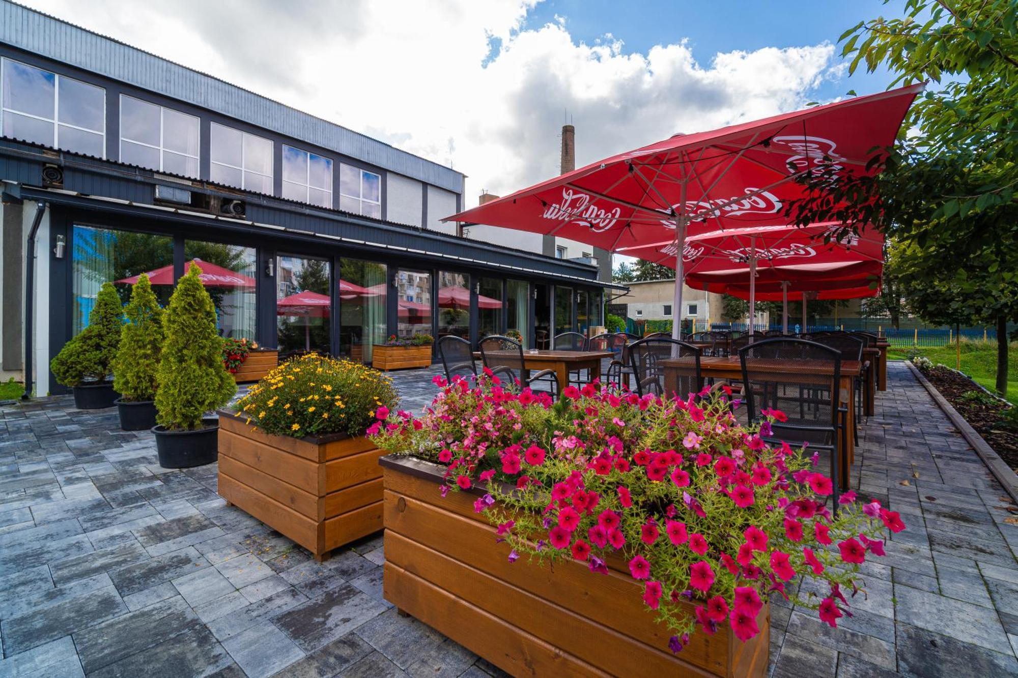 Hotel Slavia Svidnik Spa & Restaurant Extérieur photo