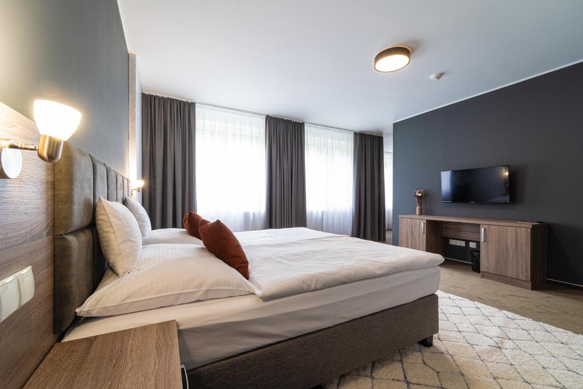 Hotel Slavia Svidnik Spa & Restaurant Extérieur photo