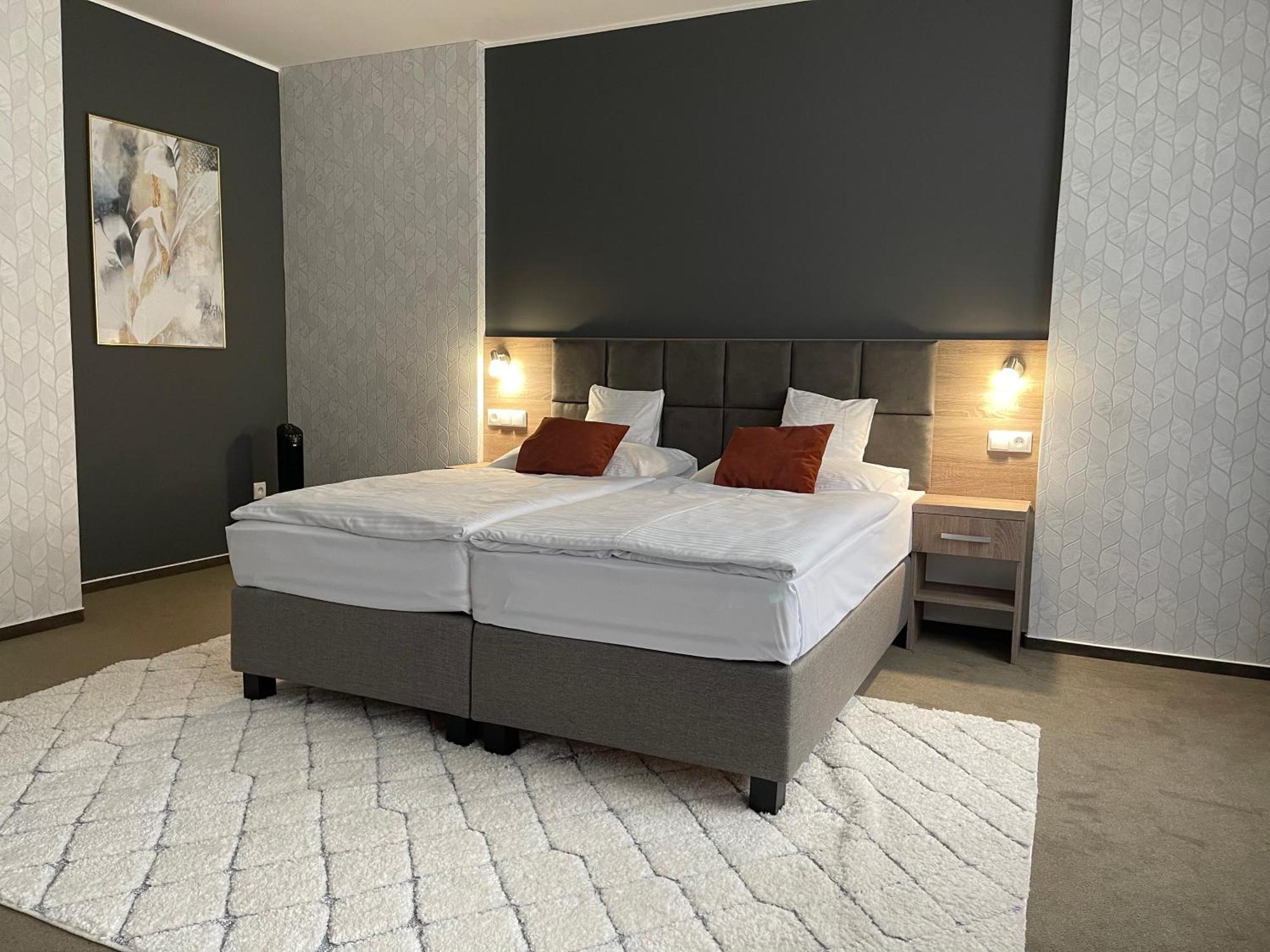 Hotel Slavia Svidnik Spa & Restaurant Extérieur photo