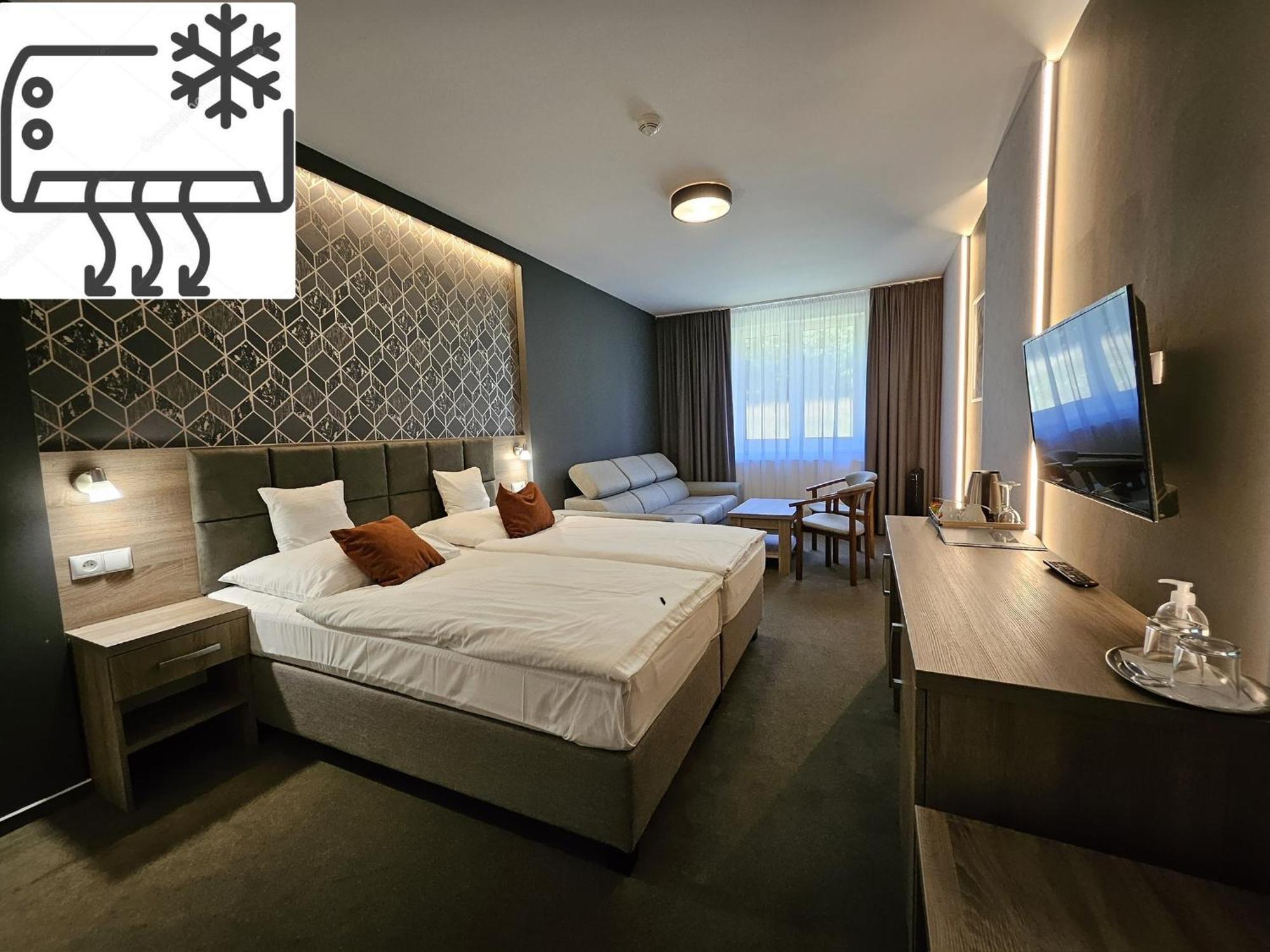 Hotel Slavia Svidnik Spa & Restaurant Extérieur photo